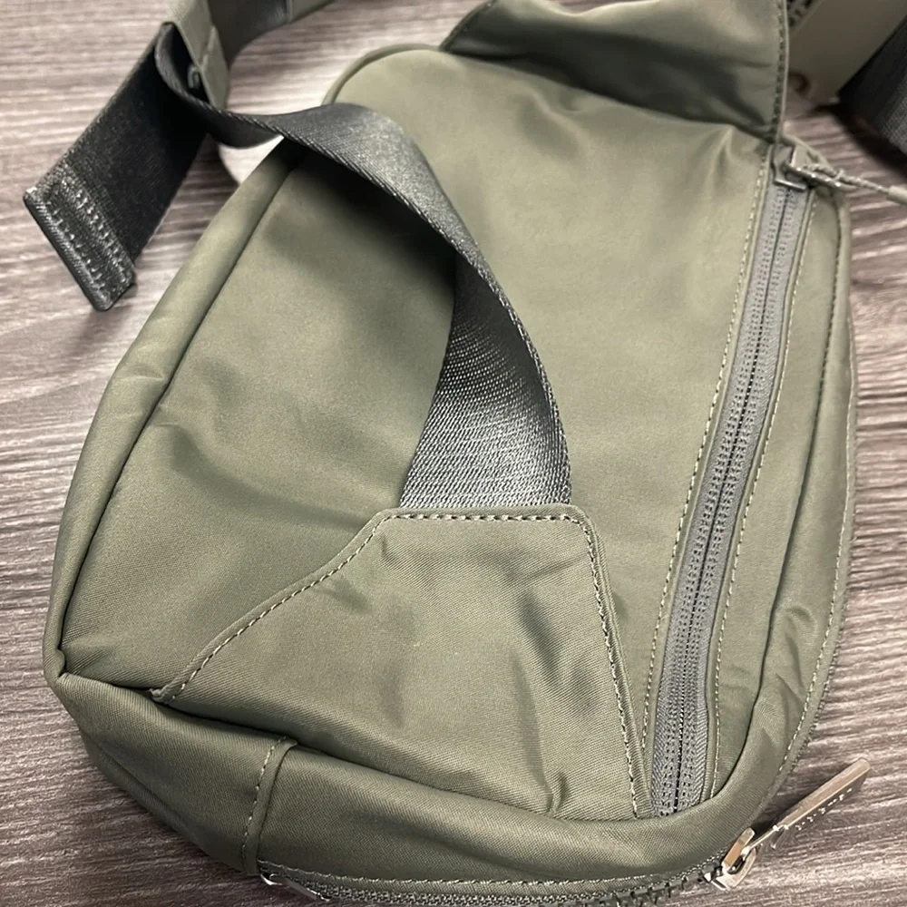 lululemon athletica olive green belt bag - Picture 2 of 3